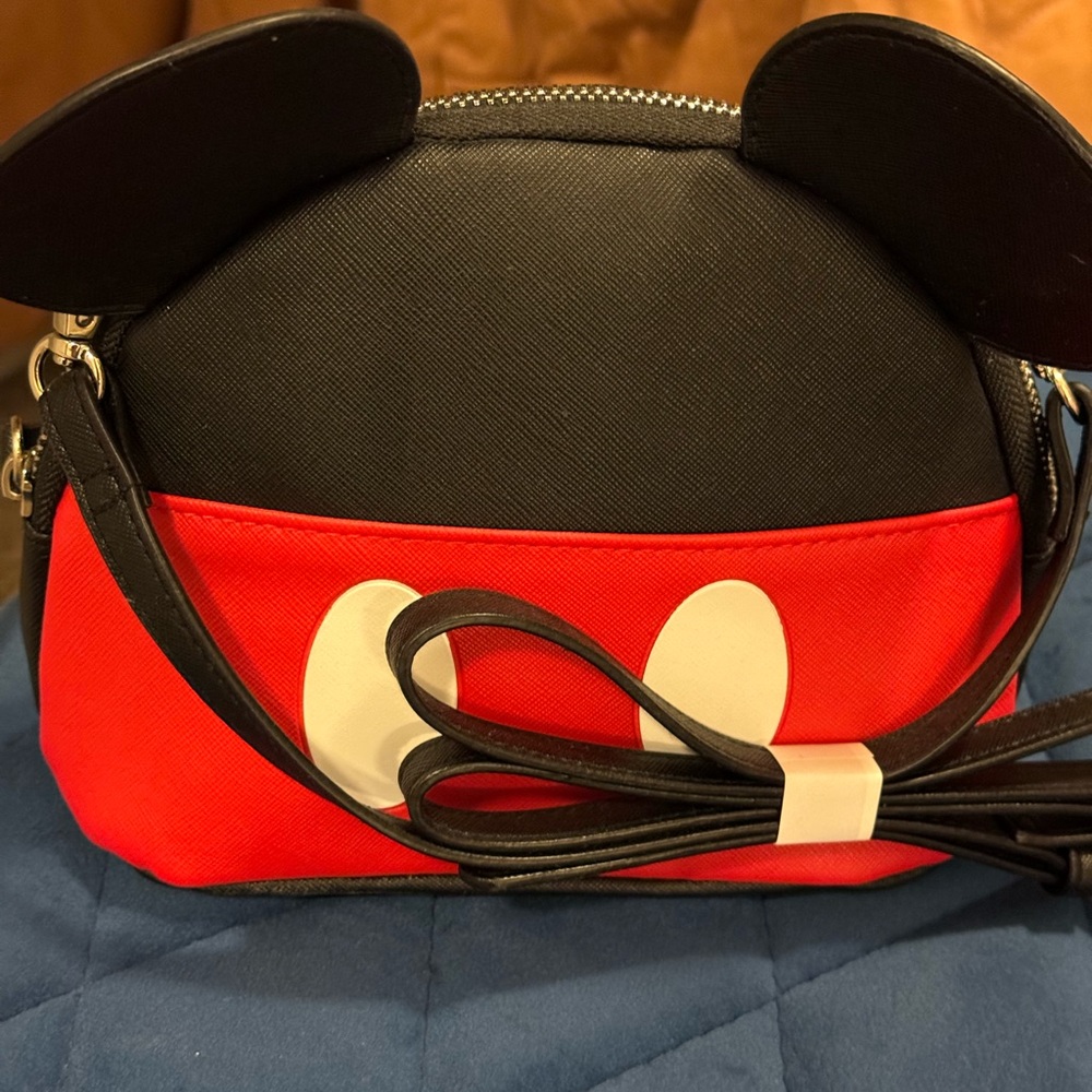 NWOT Disney Mickey Mouse Mini Crossbody Bag